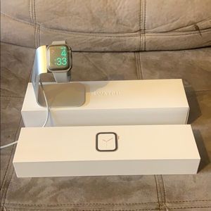 Apple Watch Series 4 44 mm Pink sand sports band